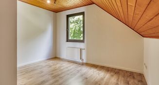 von_poll_real_estate_property_25406029_image_2