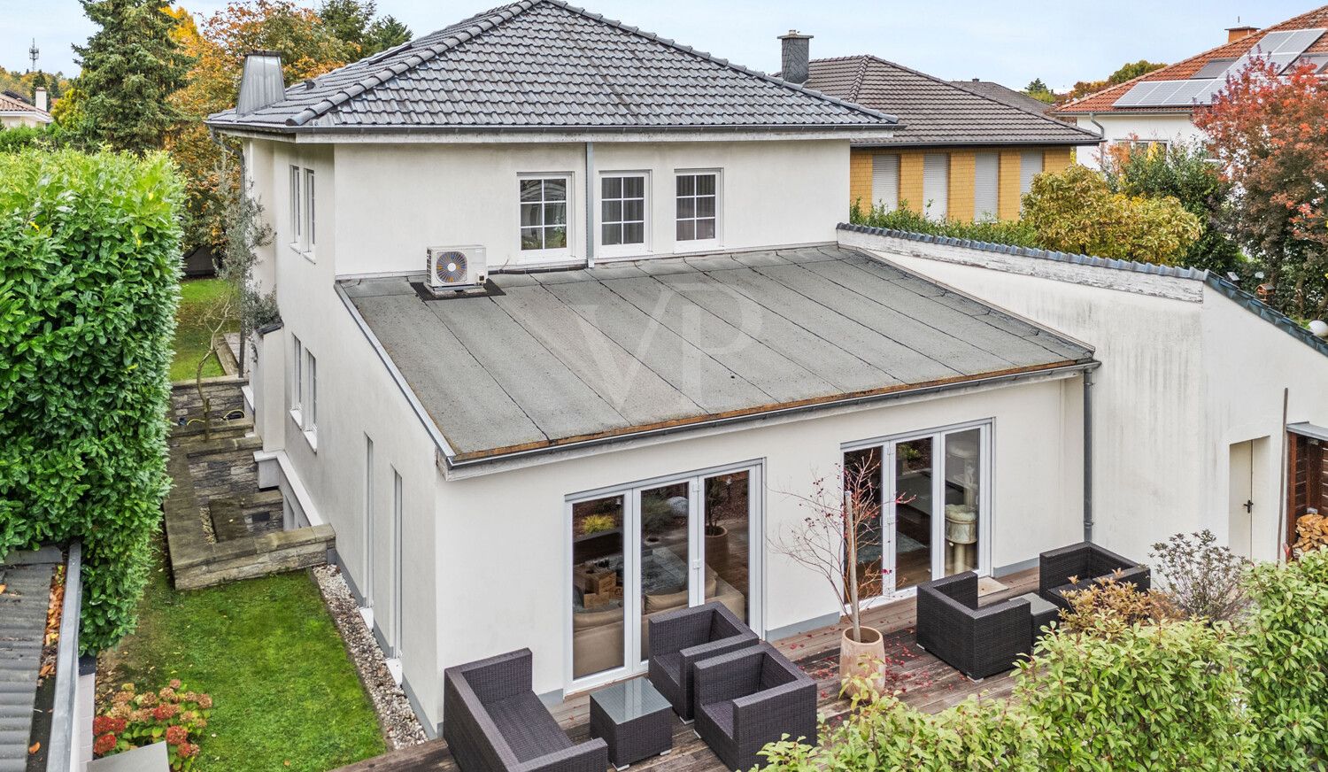 Hausrückseite