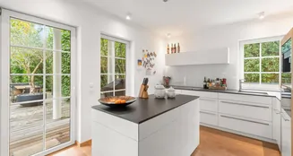 von_poll_real_estate_property_25406034_image_4