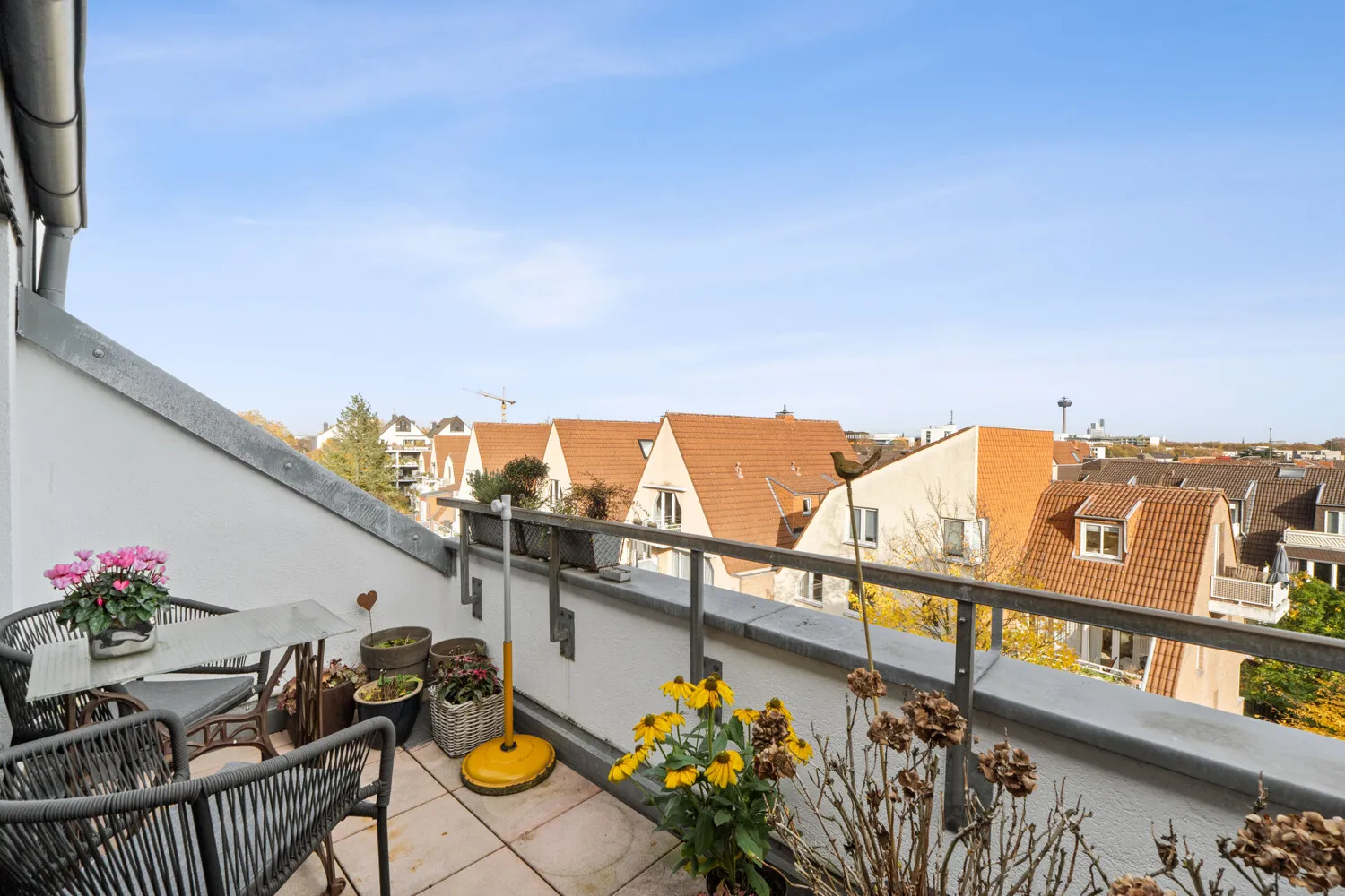 Ostbalkon - weiterer Blick