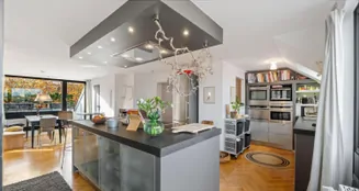 von_poll_real_estate_property_25406038_image_0