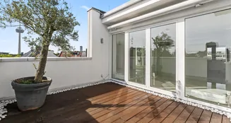 von_poll_real_estate_property_25406030_image_2