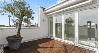 von_poll_real_estate_property_25406030_image_2