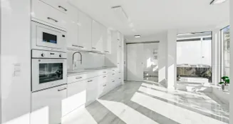 von_poll_real_estate_property_25406030_image_4