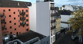 von_poll_real_estate_property_25406021N_image_0