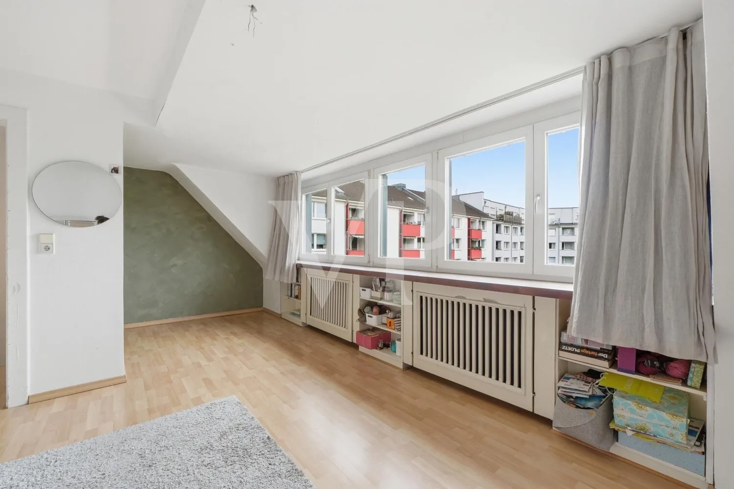 Schlafzimmer 1 - 2. OG - weiterer Blick