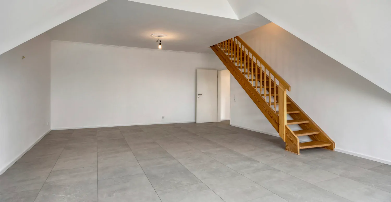 Wohnzimmer erste Ebene - weiterer Blick