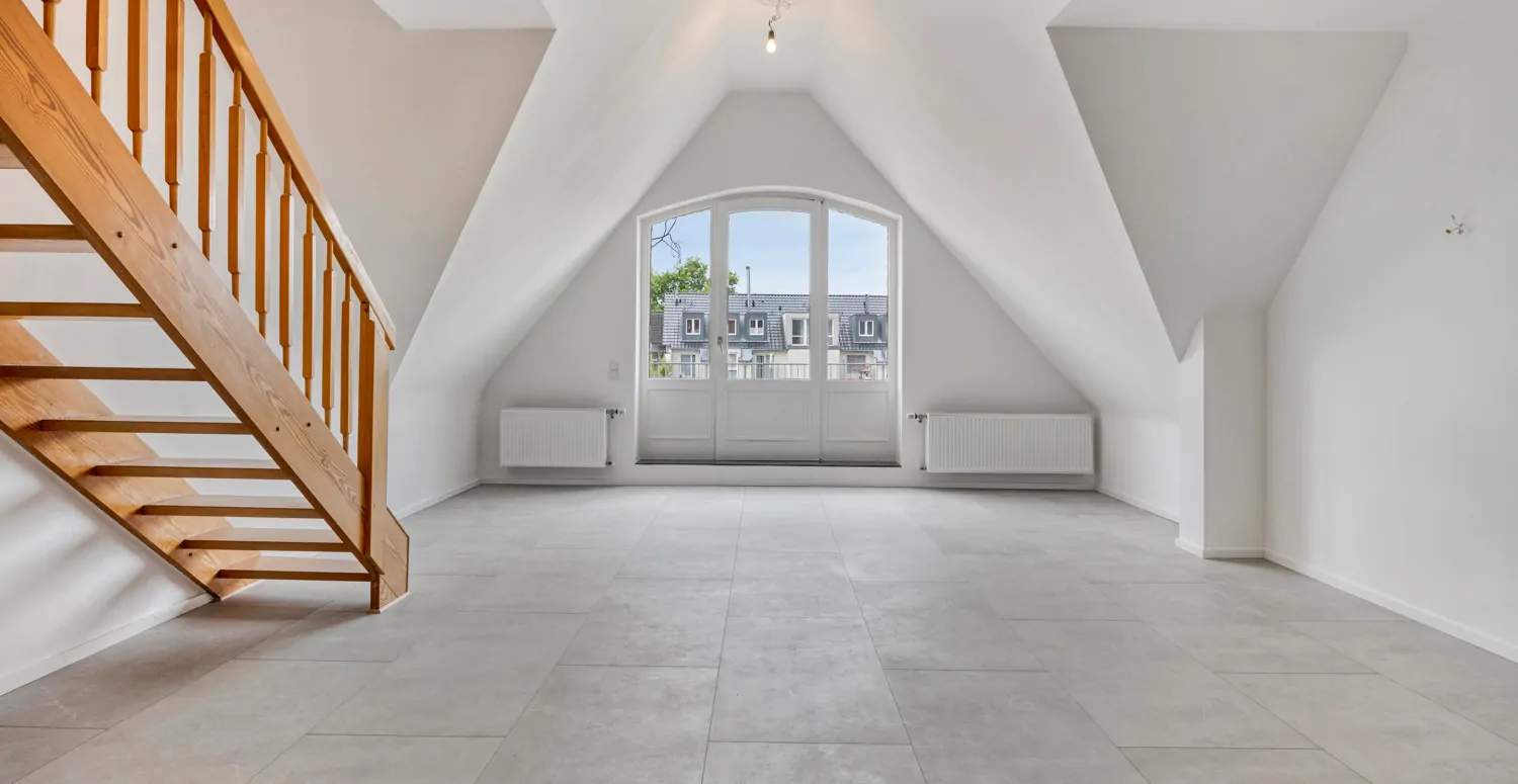 Wohnzimmer erste Ebene