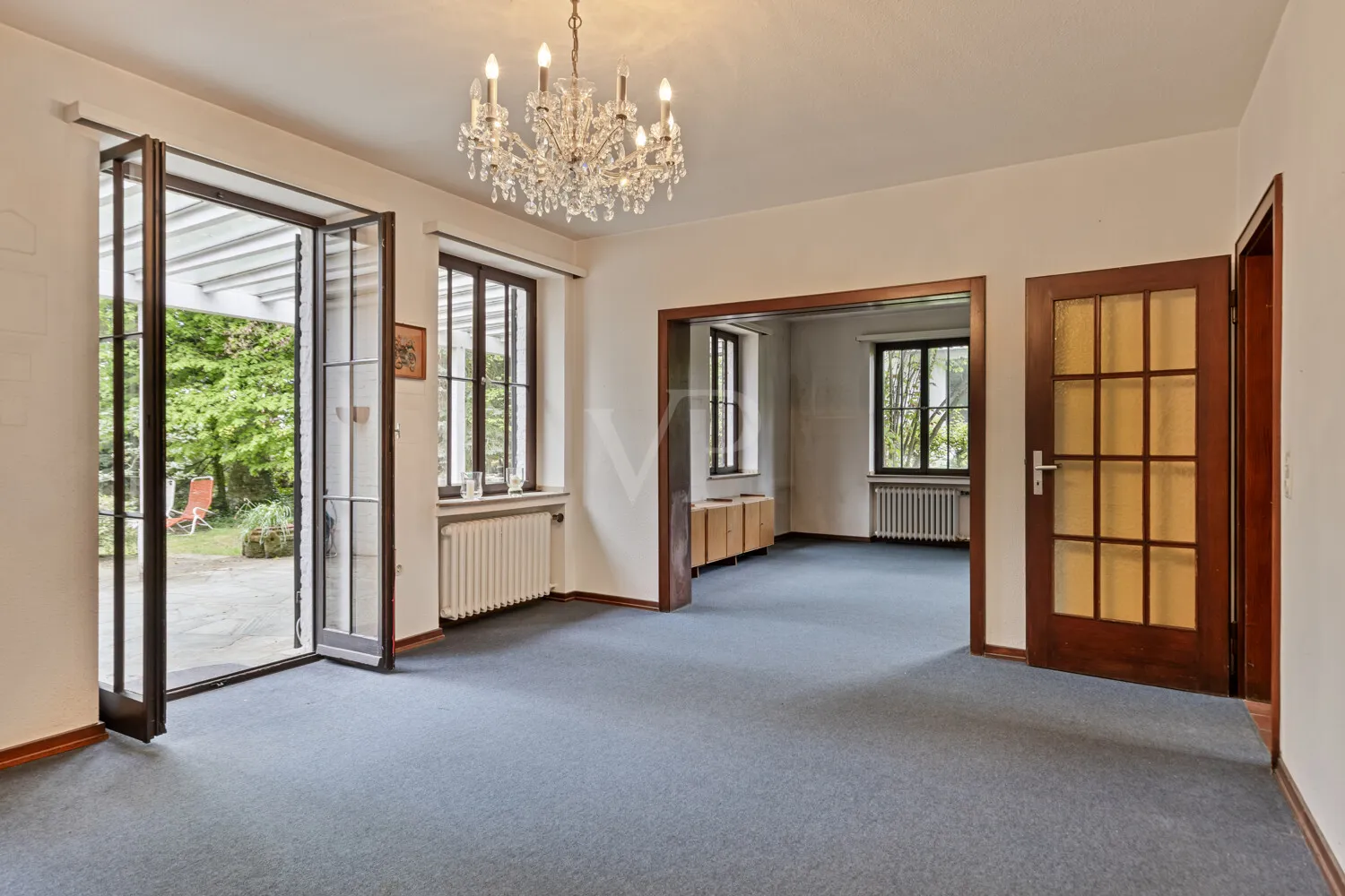 Wohnzimmer EG - weiterer Blick