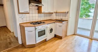 von_poll_real_estate_property_25406012_image_8