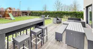 von_poll_real_estate_property_25406044_image_1