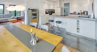 von_poll_real_estate_property_25406044_image_6