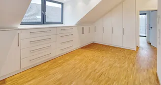 von_poll_real_estate_property_25406044_image_14