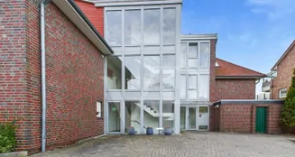 von_poll_real_estate_property_25418112_image_1