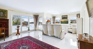 von_poll_real_estate_property_25418112_image_7