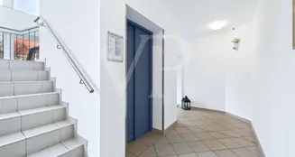 von_poll_real_estate_property_25418112_image_2