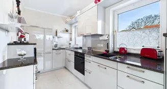 von_poll_real_estate_property_25418112_image_8