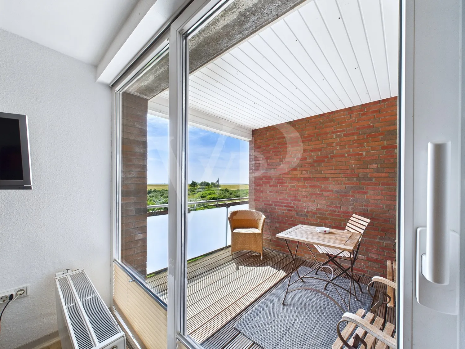 Nagyszerű helyen, Juist utcában - Hagyományos apartmanház eladó