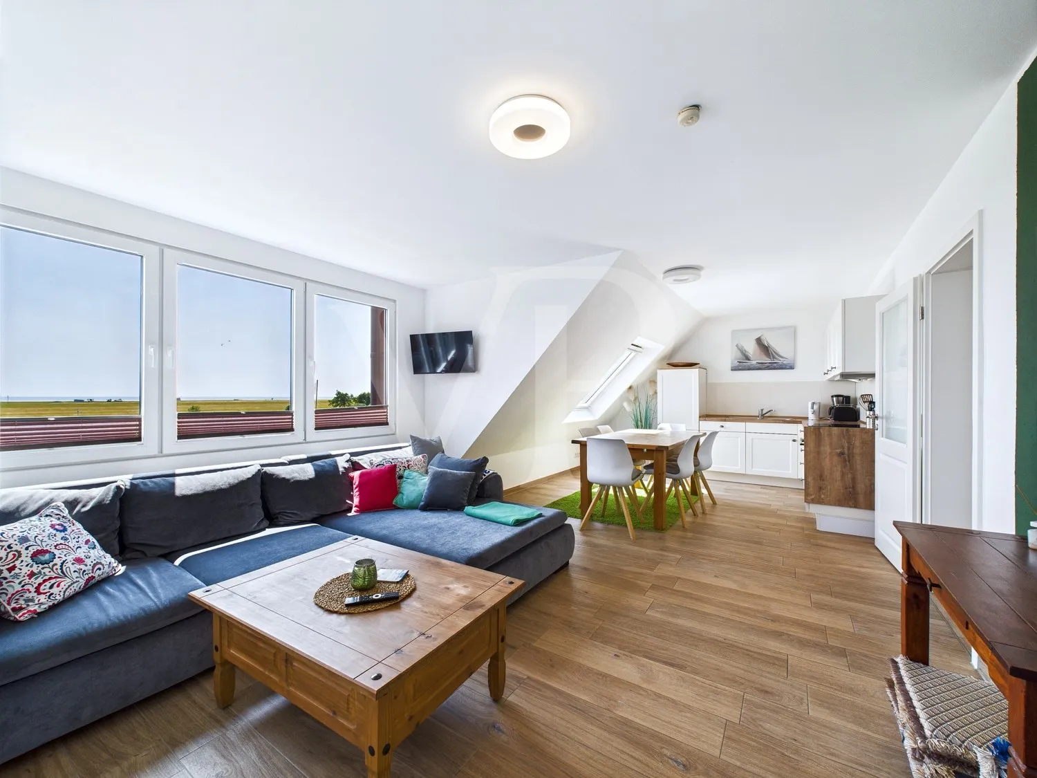 Nagyszerű helyen, Juist utcában - Hagyományos apartmanház eladó