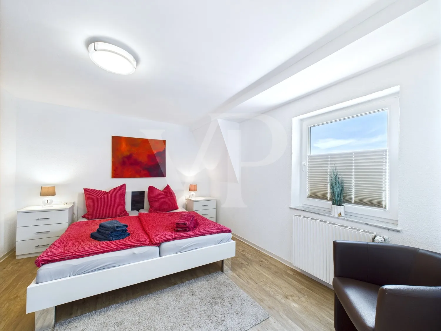 Nagyszerű helyen, Juist utcában - Hagyományos apartmanház eladó