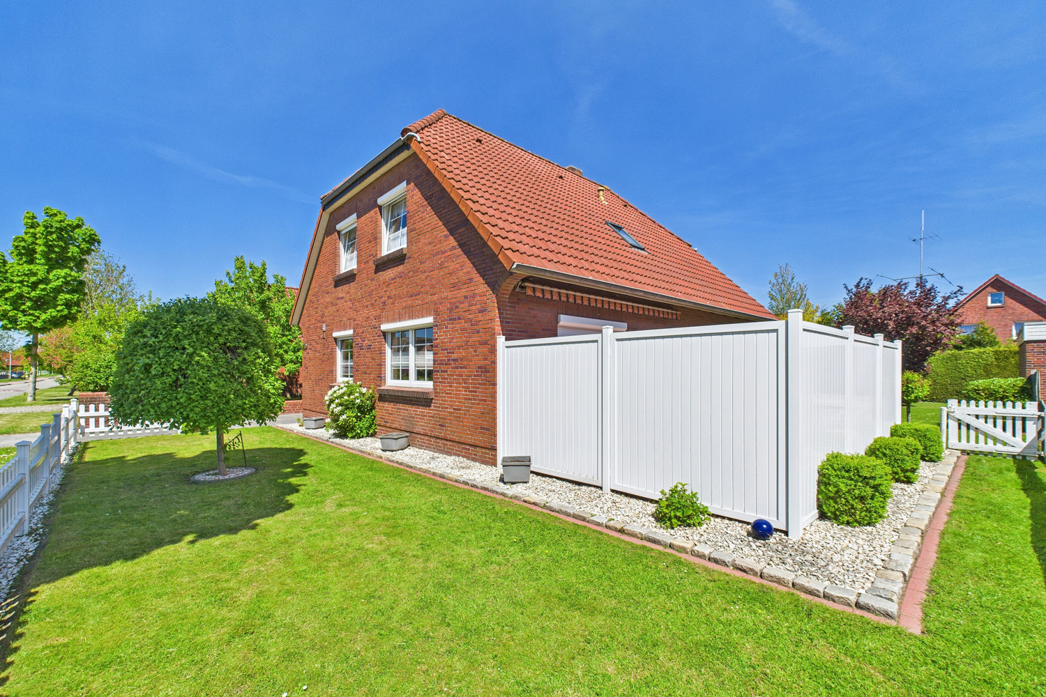 Frontansicht/Garten