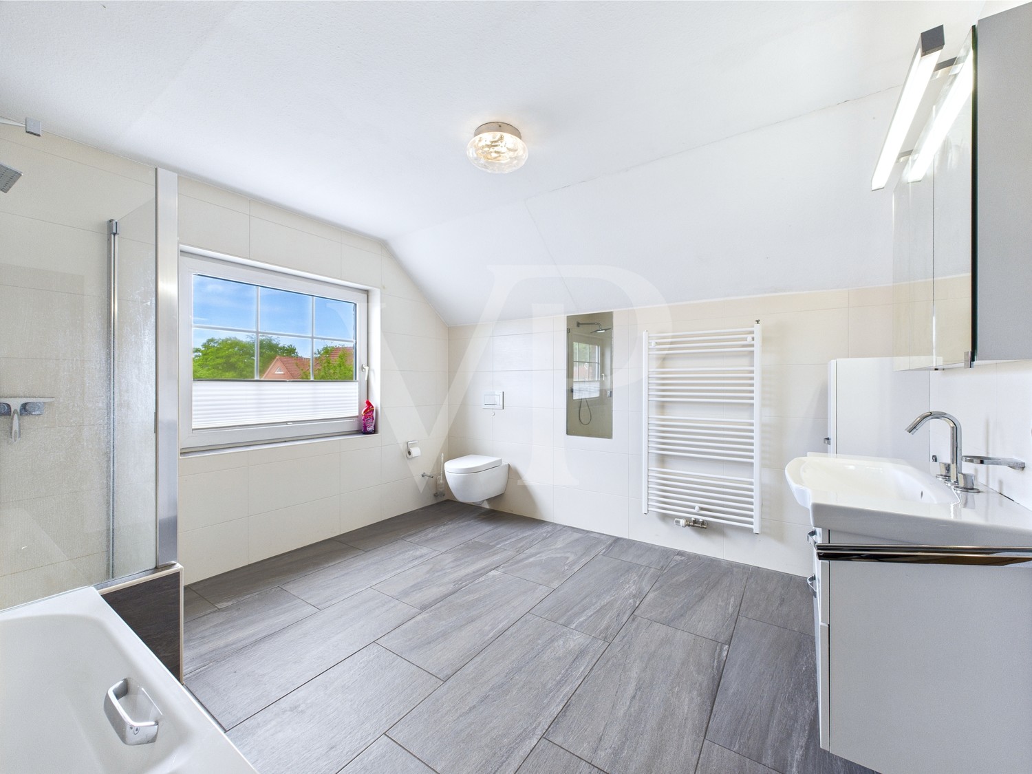 Badezimmer DG