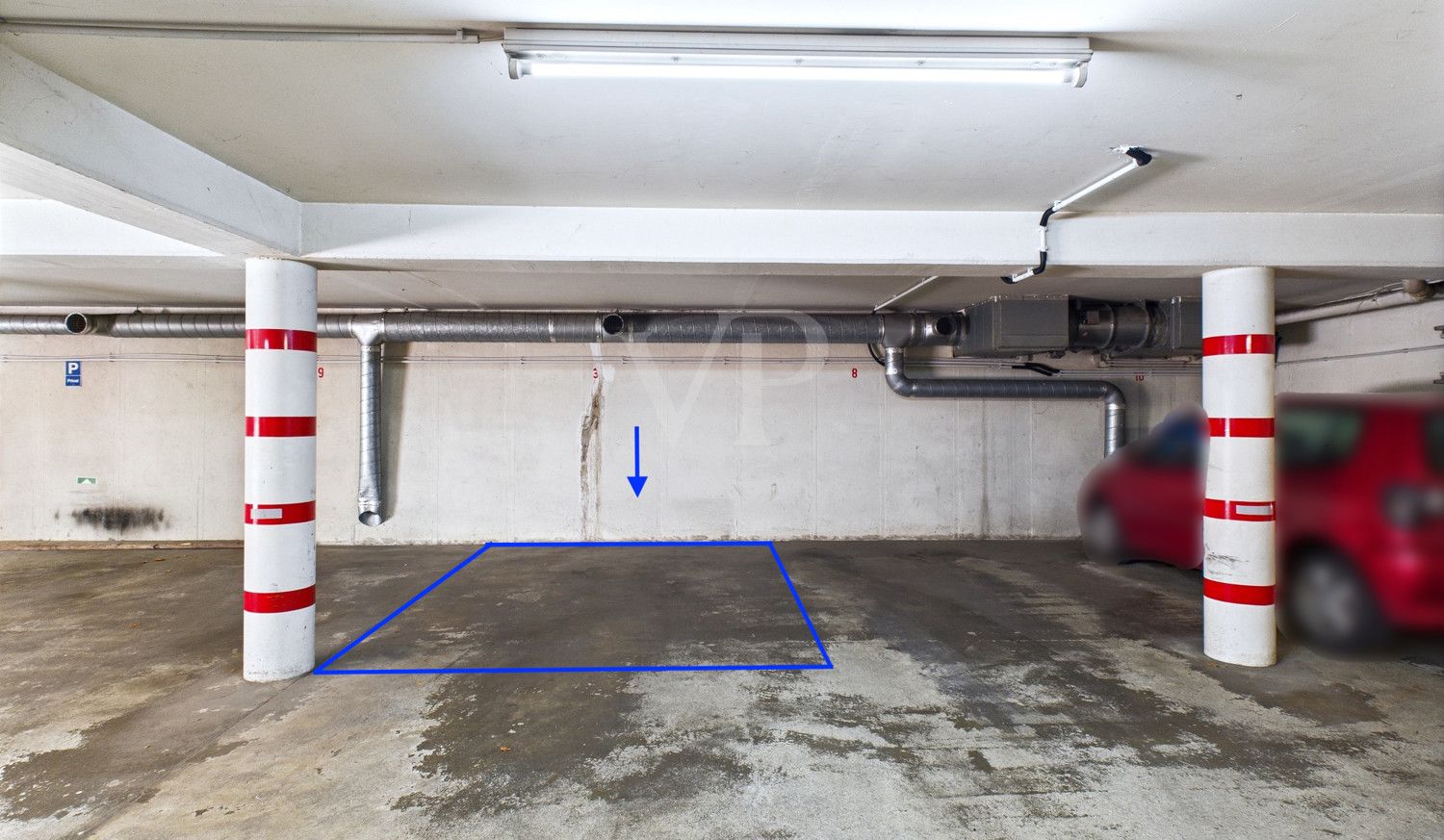 Tiefgaragenstellplatz