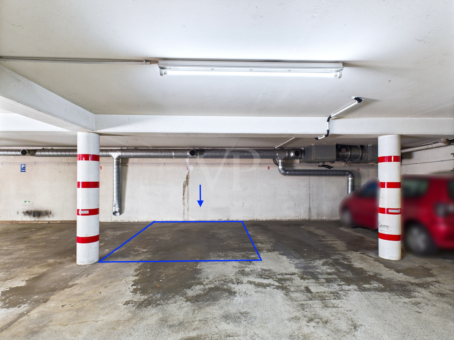 Tiefgaragenstellplatz