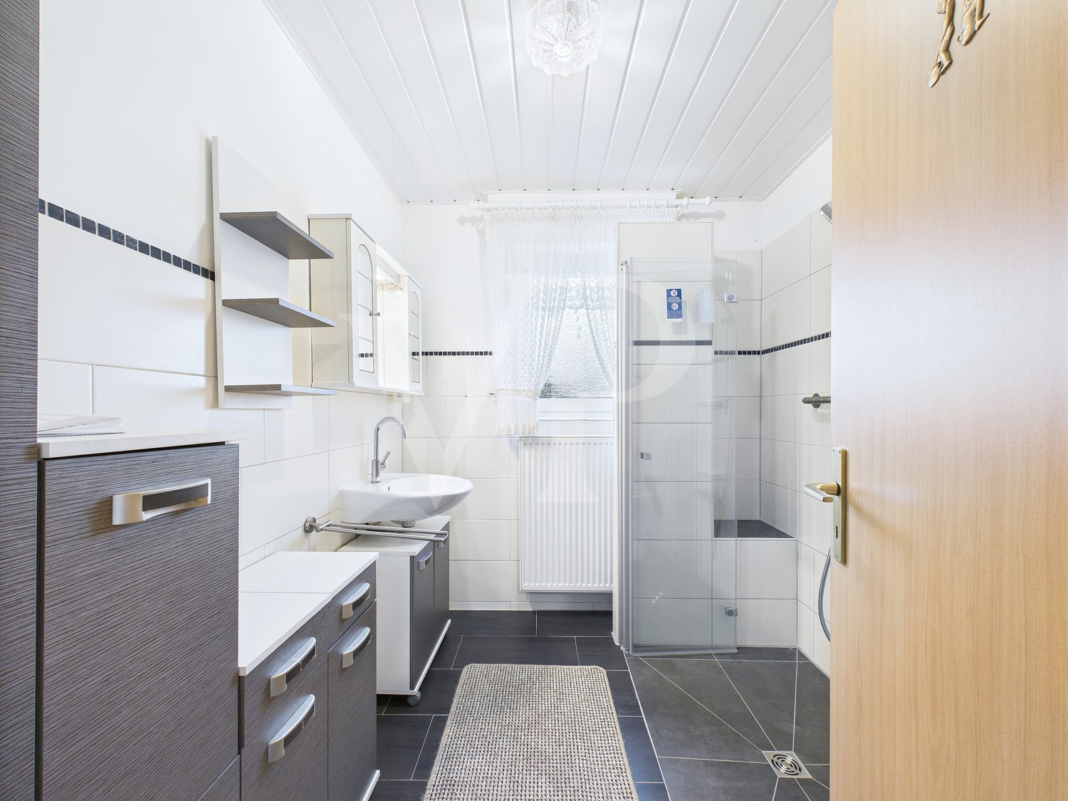 Badezimmer EG