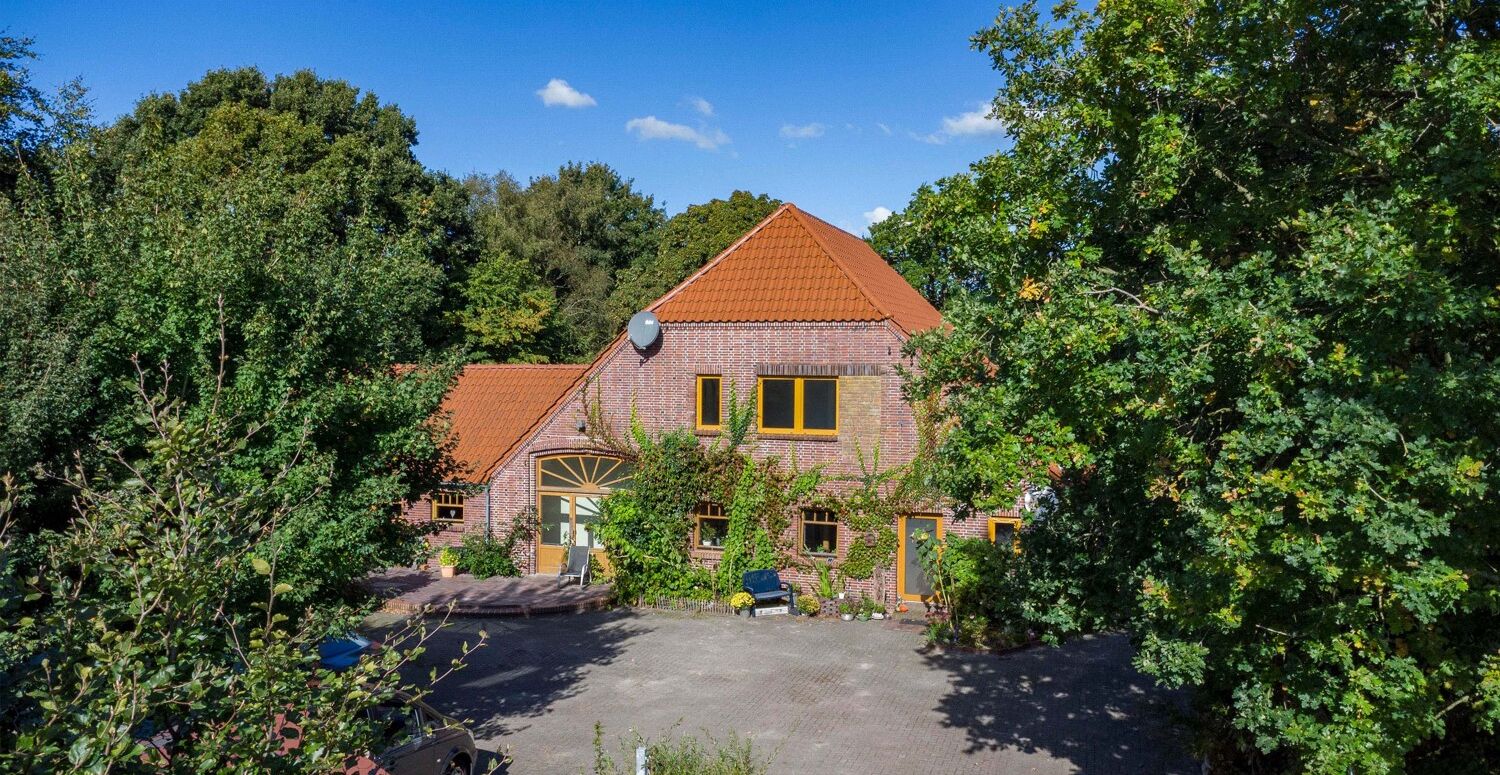 Zweifamilienhaus in Aurich-Brockzetel – zwei Wohneinheiten, viele Möglichkeiten
