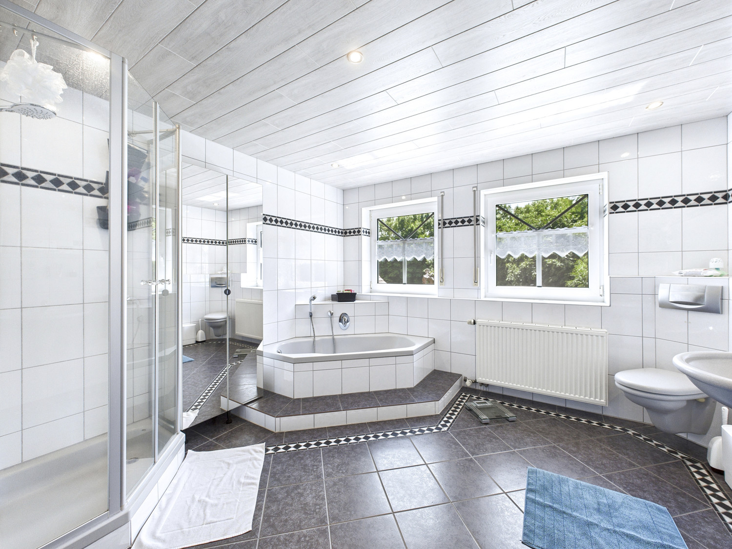 Badezimmer DG