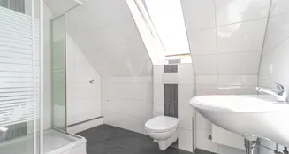 von_poll_real_estate_property_25210058_image_11