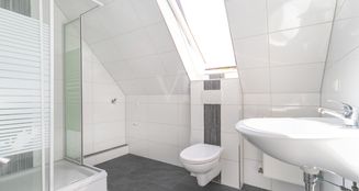 von_poll_real_estate_property_25210058_image_11