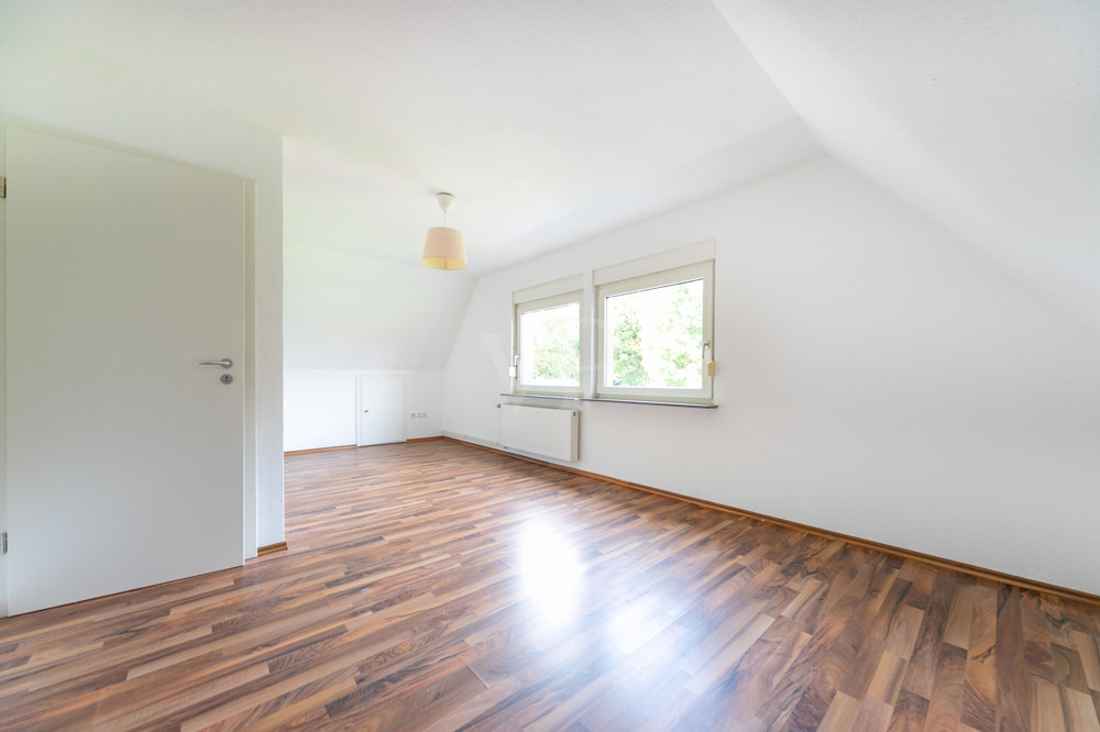 Schlafzimmer DG