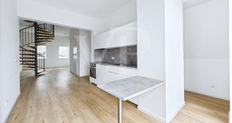 von_poll_real_estate_property_253350503_image_2