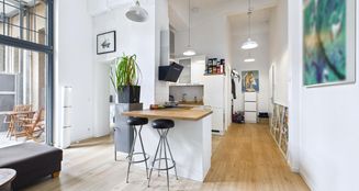von_poll_real_estate_property_253350504_image_0