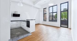 von_poll_real_estate_property_253350505_image_1