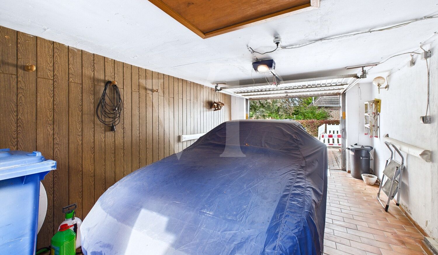Garage Einheit II
