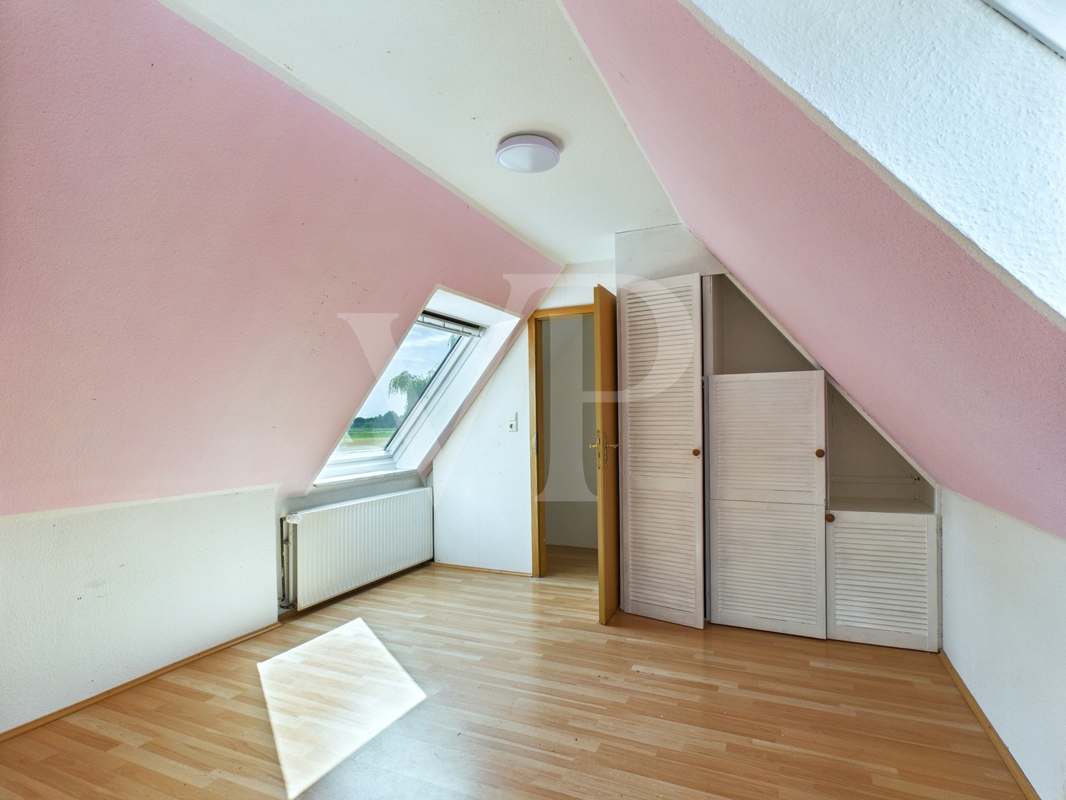 Schlafzimmer 1