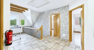 von_poll_real_estate_property_25335097_image_8