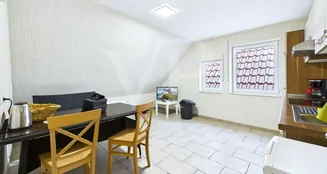 von_poll_real_estate_property_25335097_image_12