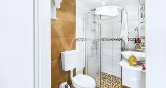 von_poll_real_estate_property_25210070_image_7