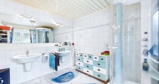 von_poll_real_estate_property_25418086_image_2