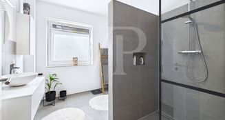 von_poll_real_estate_property_25335095_image_3