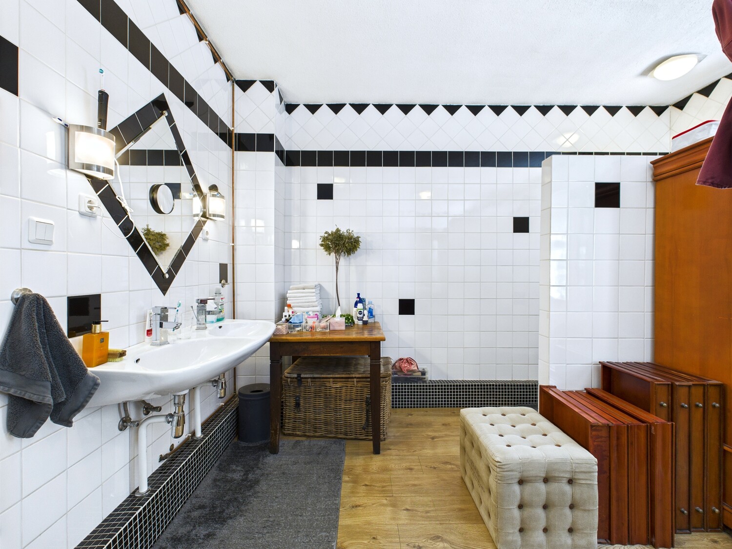 Badezimmer EG
