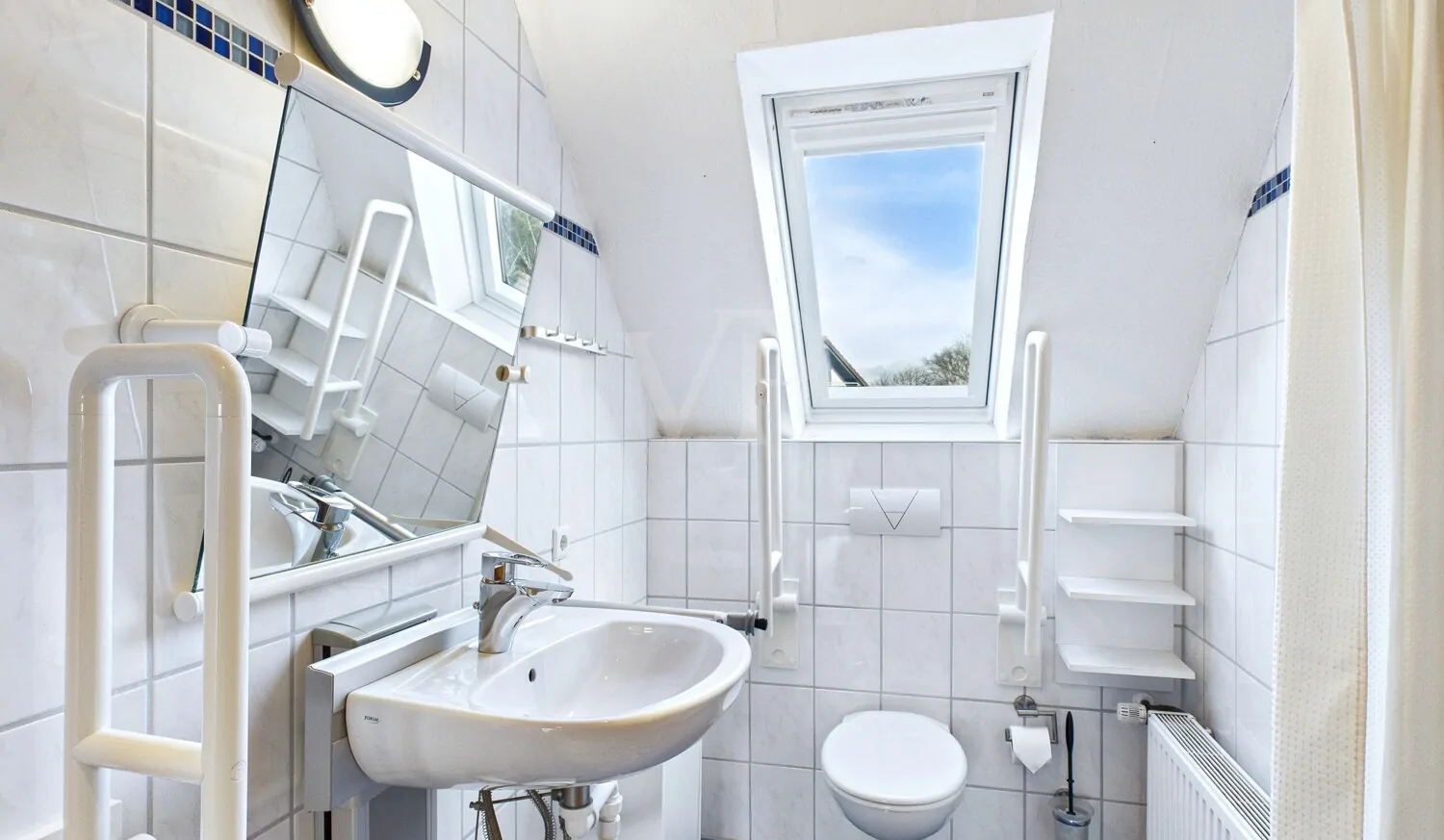 barrierefreies Duschbad 1 im Obergeschoss