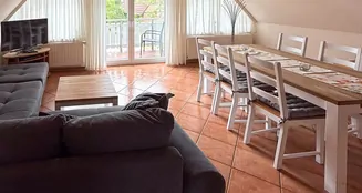 von_poll_real_estate_property_25361084_image_11