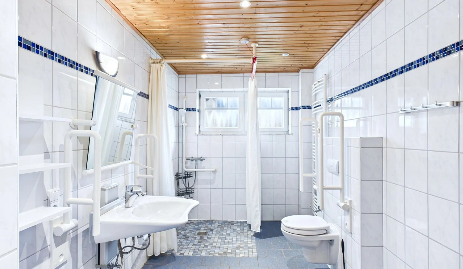 barrierefreies Duschbad 2