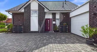 von_poll_real_estate_property_25361068_image_1