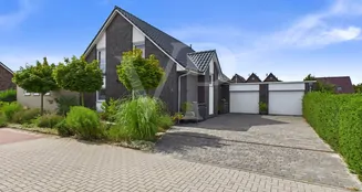 von_poll_real_estate_property_25361068_image_0